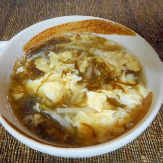 モズクの卵スープ